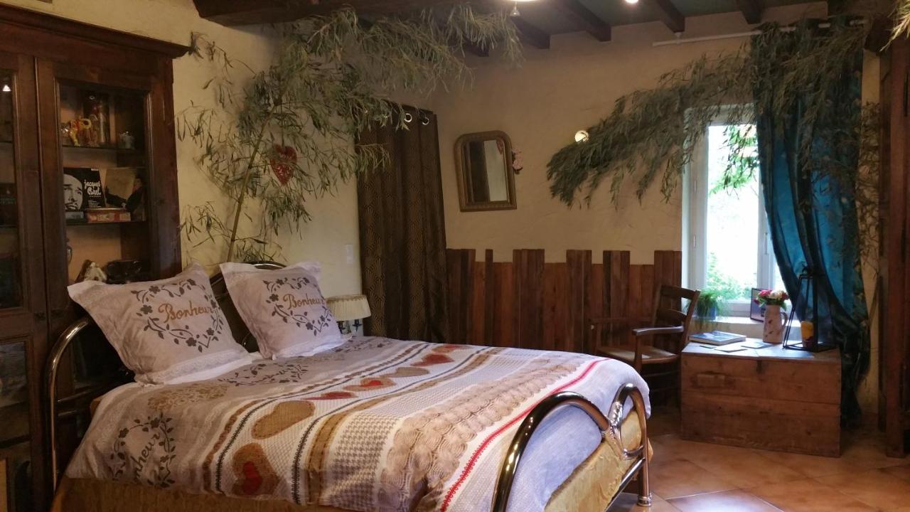 Basse-Cour De Montin Au 256 Chemin De La Rocaille A 38510 Vezeronce Curtin Bed and Breakfast Morestel Εξωτερικό φωτογραφία