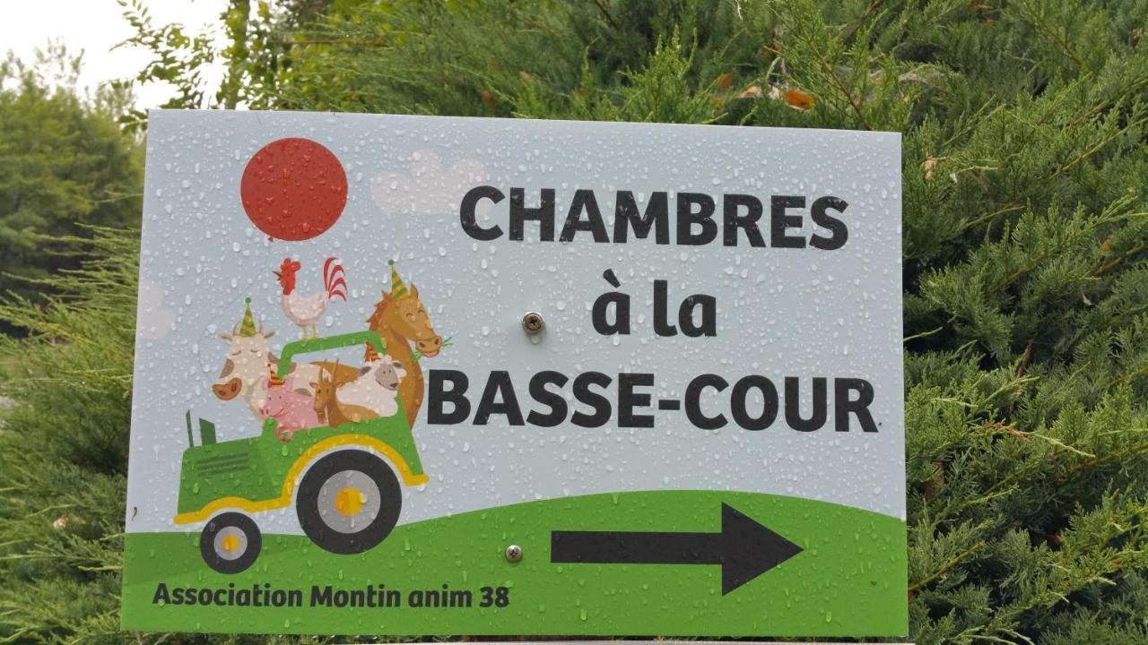 Basse-Cour De Montin Au 256 Chemin De La Rocaille A 38510 Vezeronce Curtin Bed and Breakfast Morestel Εξωτερικό φωτογραφία