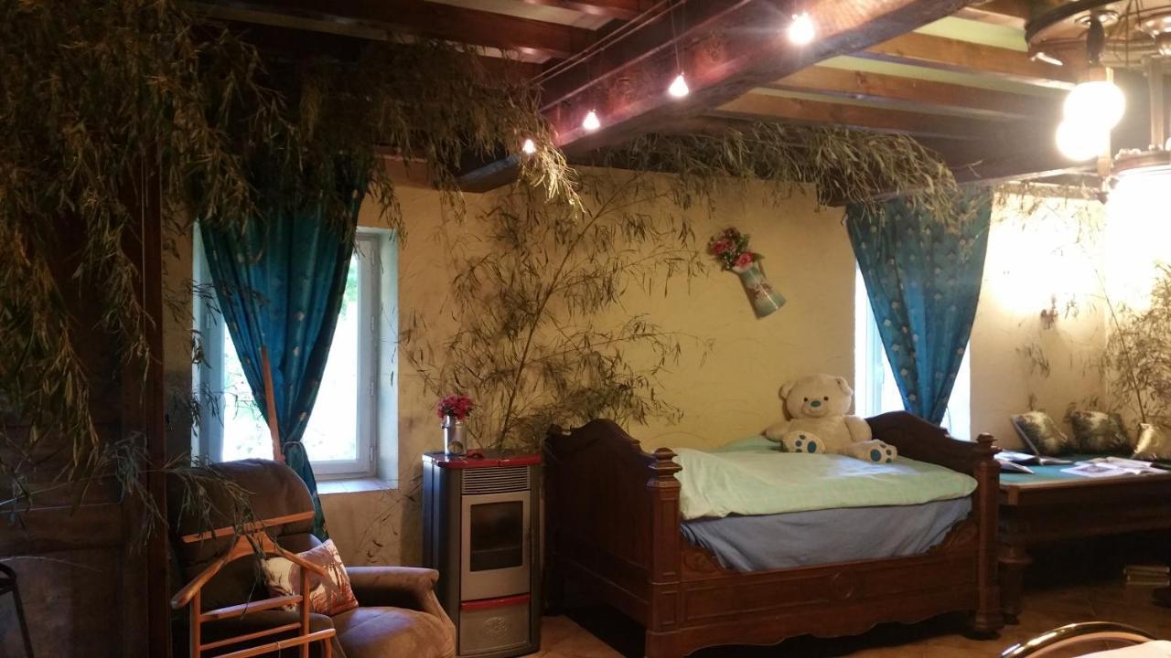 Basse-Cour De Montin Au 256 Chemin De La Rocaille A 38510 Vezeronce Curtin Bed and Breakfast Morestel Εξωτερικό φωτογραφία